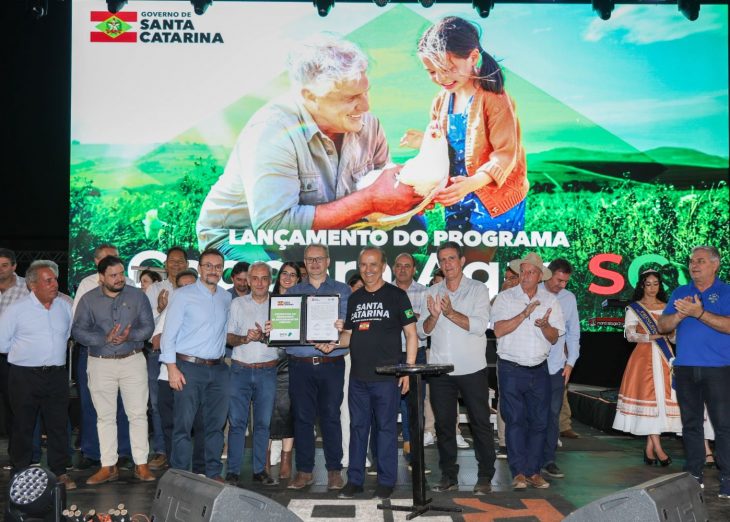 BRDE operacionaliza o Coopera Agro SC, programa que disponibiliza R$ 1 bilhão em financiamentos com juros reduzidos para produtores rurais, lançado pelo Governo de SC