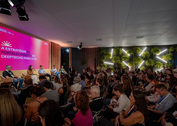 Painel aborda desafios ao fortalecimento de startups com tecnologia avançada