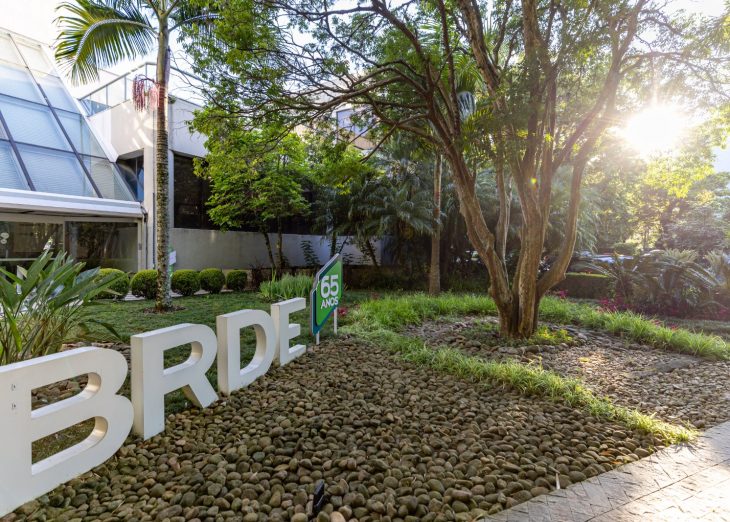 BRDE supera R$ 1 bilhão em contratações nos primeiros 100 dias de 2026
